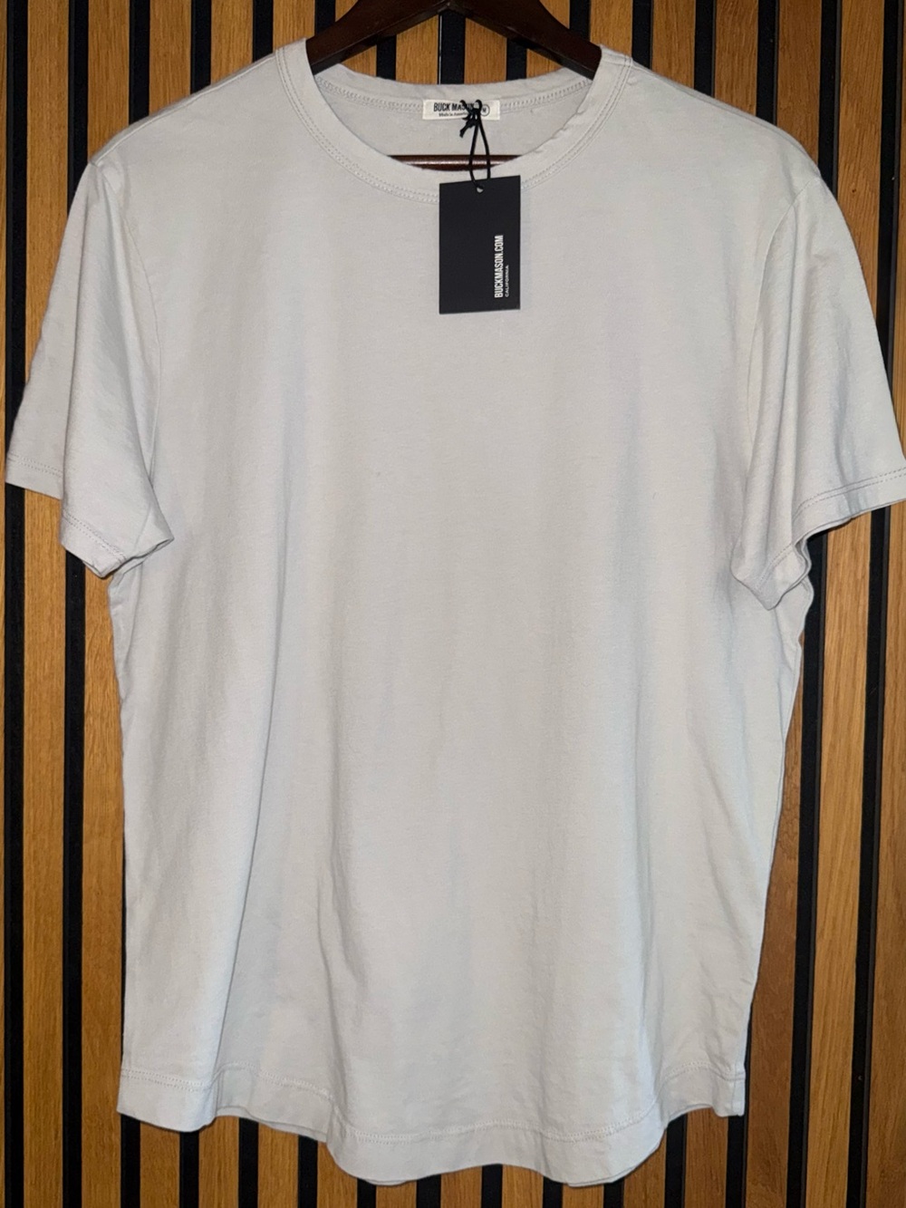 Buck Mason NWT 100% Pima Cotton Curved Hem Tee in “Granite” - Picture 5 of 11
